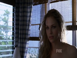 Amanda Righetti Red Top That Shows Off Some...