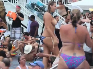Teens In Bikinis Doing Stripteasing...