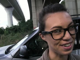 Amateur Got Money For A Fuck With Horny Driver...