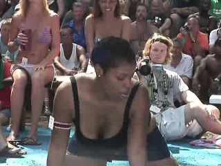 Hottest ass contest in public...