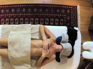 Very tricky massage hotel of horny masseur