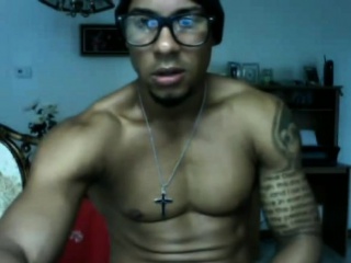 Dominican Straight Muscular Papi...