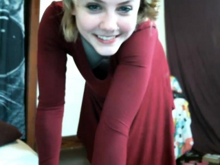 Cute Webcam Striptease...
