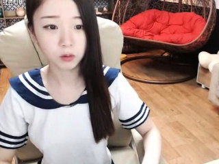 Asian College Girl Does Solo In Dorm Room...