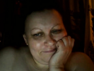 Hot russian mature mom maria play on skype