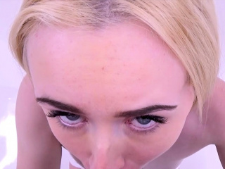 New teen 19 gets ass filled with cum at photoshoot casting