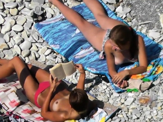 Voyeur beach sex with guy just pounding on her twat