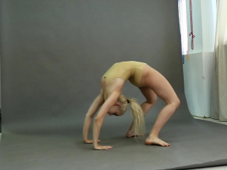 Dora Tornaszkova Flexible Gymnast Naked...