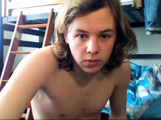 Hot wanker on webcam...