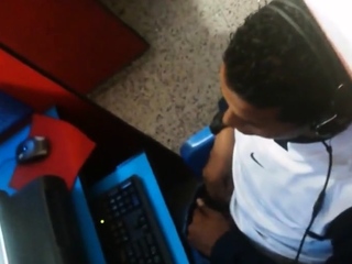 Str8 Spy In His Hand In Cyber Cafe...