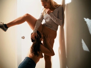College lesbians in passionate tribbing