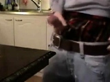 Sagger boy cumming in the table