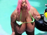 Pink-haired ebony bbw enjoys romping outdoors