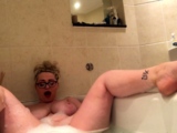 Amateur Big Boobs jerks Big Dick