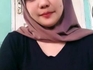 Tante Jilbab Cantik Live Bar Bar